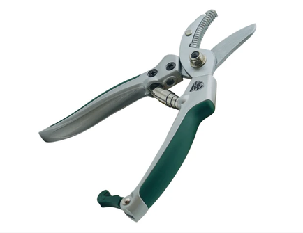BULLDOG Premier Bypass Pruning Shear 1