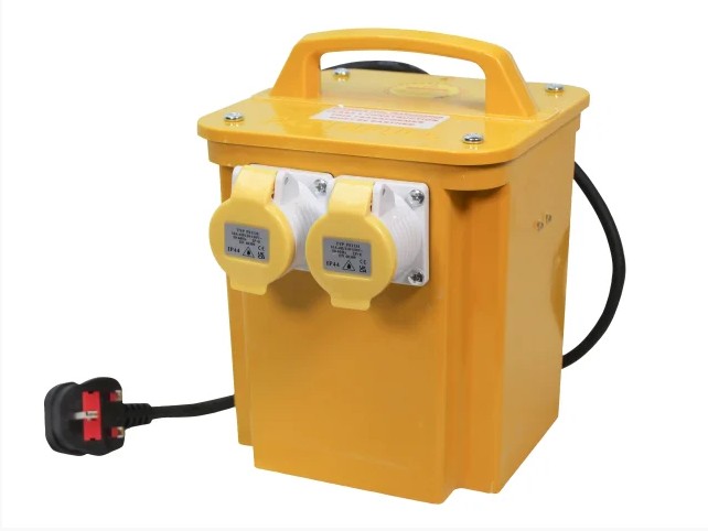 Faithfull Transformer 3.3kVA Dual Socket 1